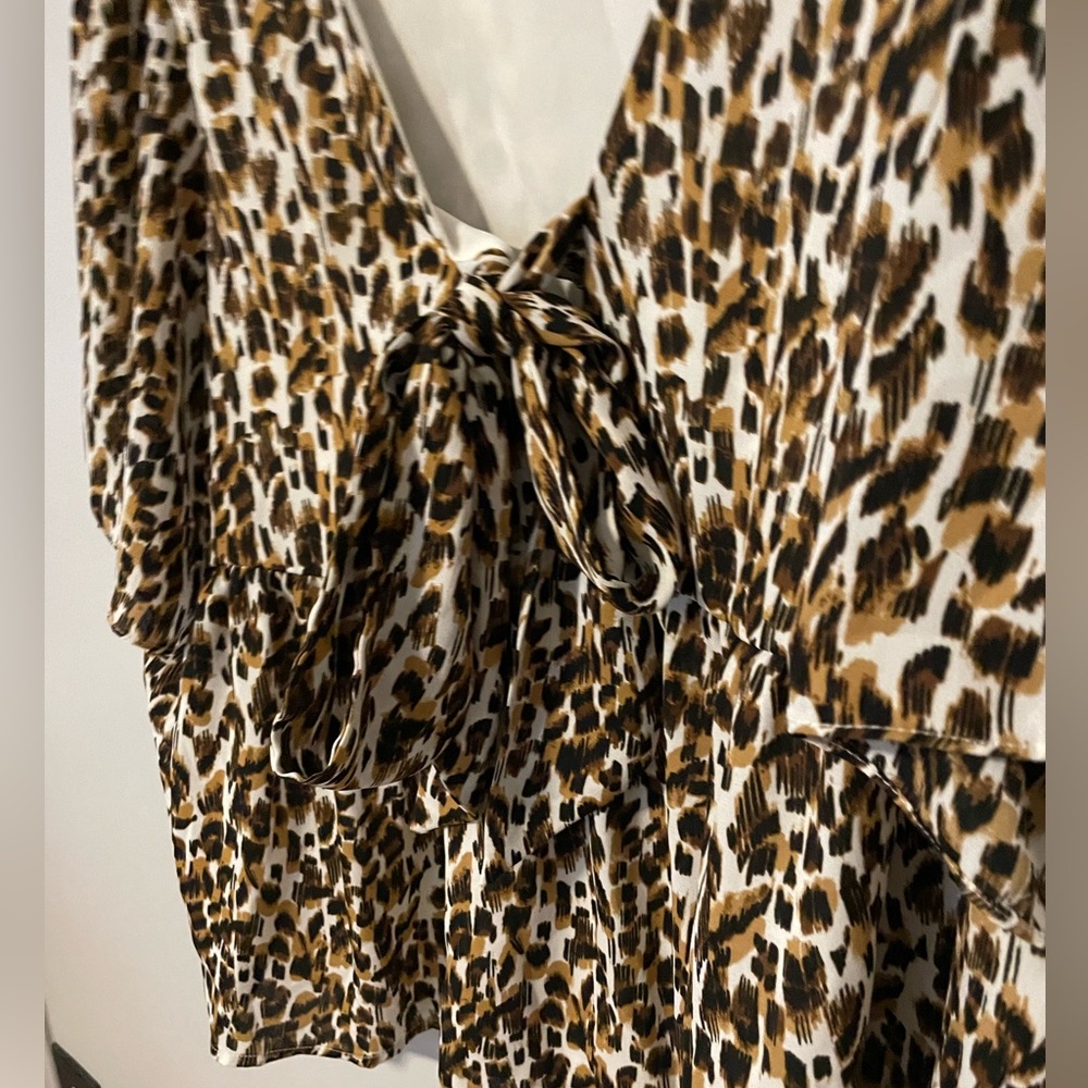 Banana Republic Tie Back Leopard Top Size XL
